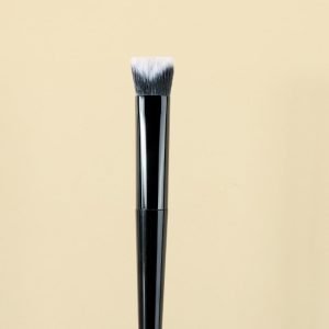 Professional Detail Concealer Brush: Ideal for Face Makeup Application