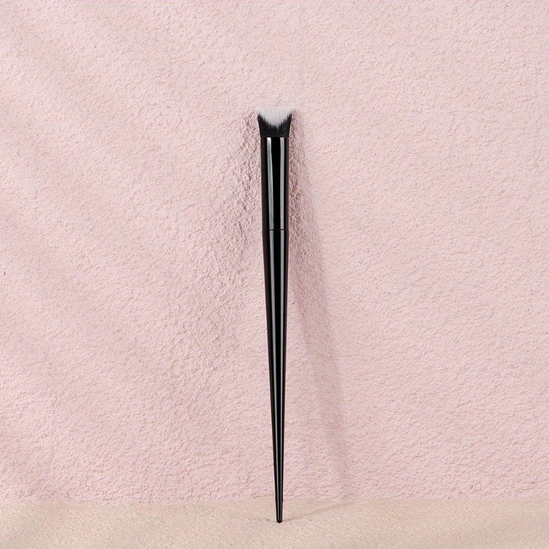 Professional Detail Concealer Brush soft bristles