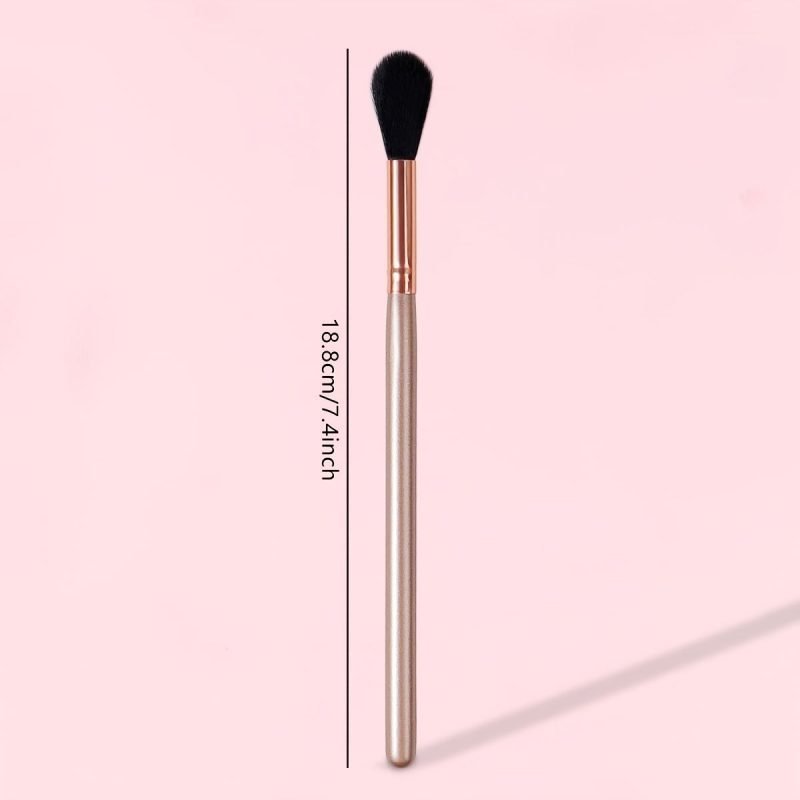 Ultra Soft Tapered Highlighter Brush - Flawless Precision & Control