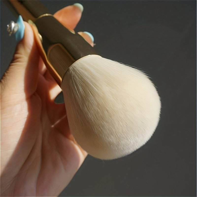 69eac185a0c50c658b3567686b2d13ec Flawless Finish Kabuki Brush - Hypoallergenic, Full Coverage, Skin Friendly